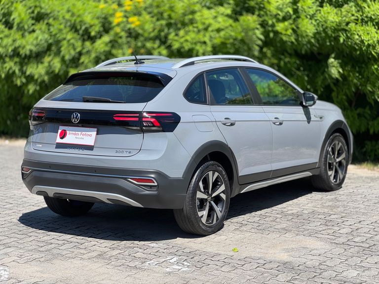 VolksWagen Nivus Highline 1.0 200 TSI Flex Aut.