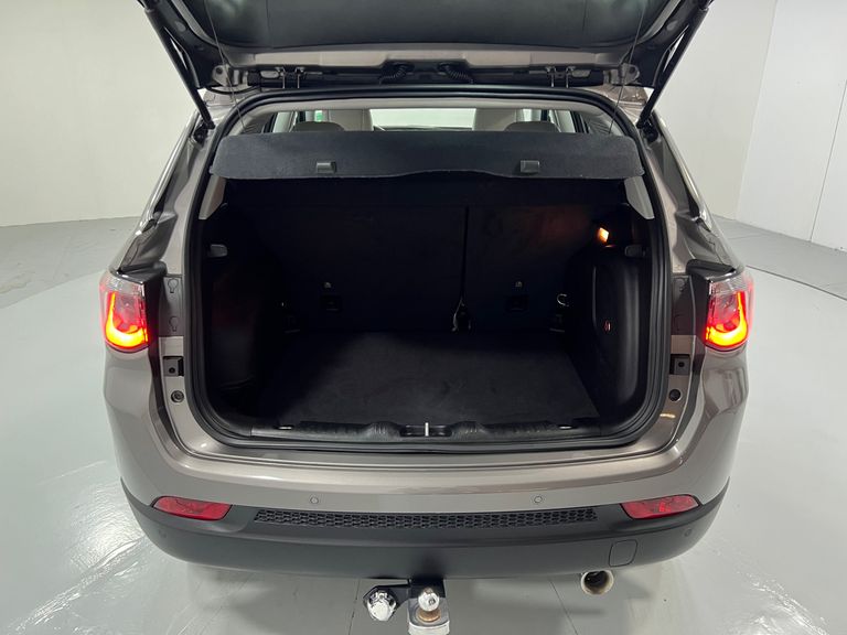 Jeep COMPASS LONGITUDE 2.0 4x4 Dies. 16V Aut.