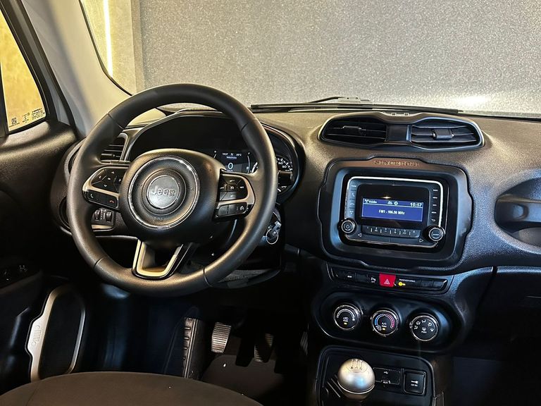 Jeep Renegade Sport 1.8 4x2 Flex 16V Mec.