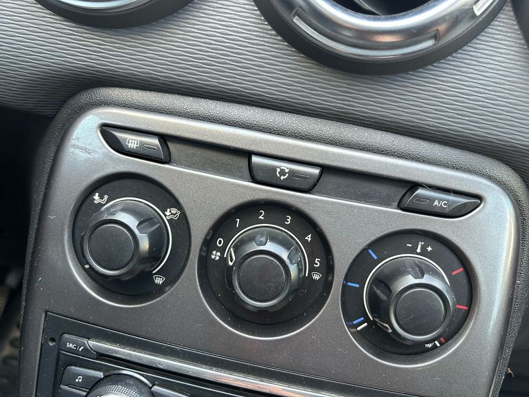 Citroën C3 Tendance 1.5 Flex 8V 5p Mec.