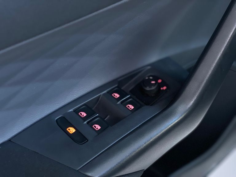 VolksWagen VIRTUS TSI 1.0 Flex 12V 4p Mec.