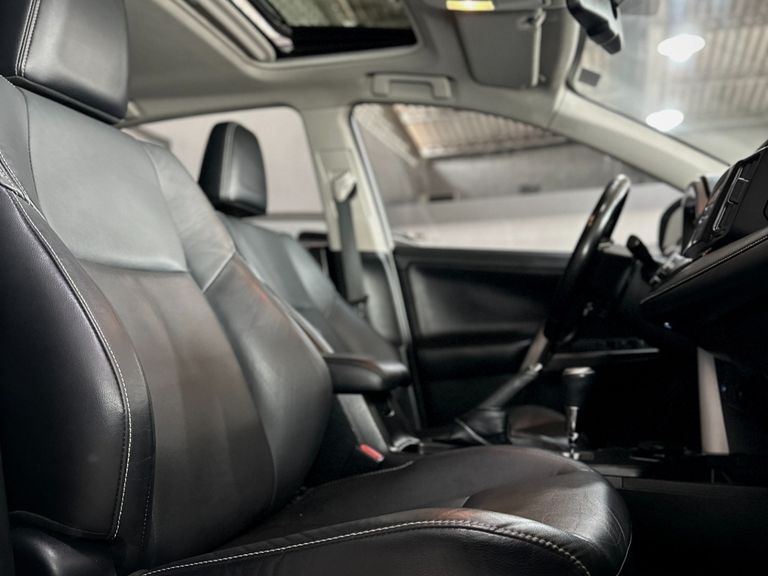 Toyota RAV4 2.0 4x2 16V Aut.