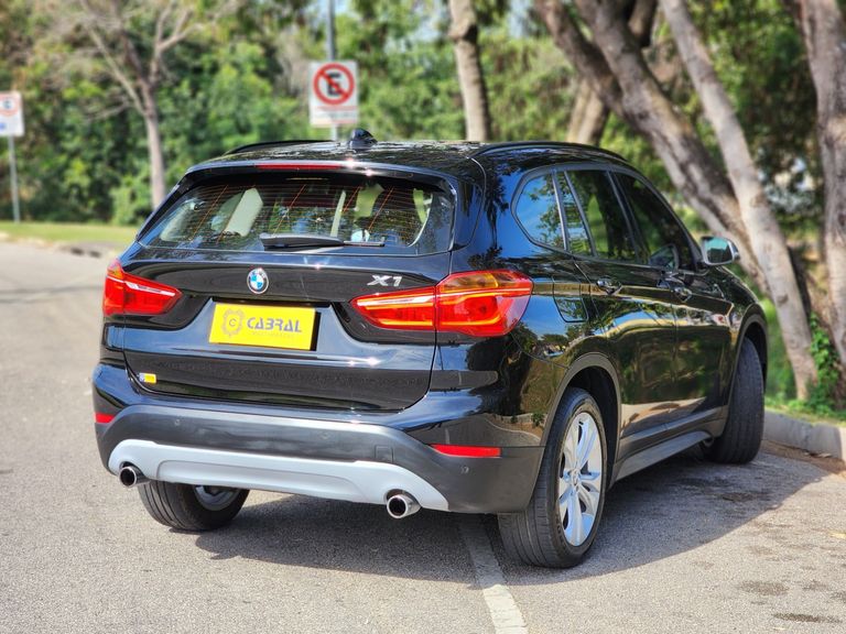 BMW X1 SDRIVE 20i 2.0/2.0 TB Acti.Flex Aut.