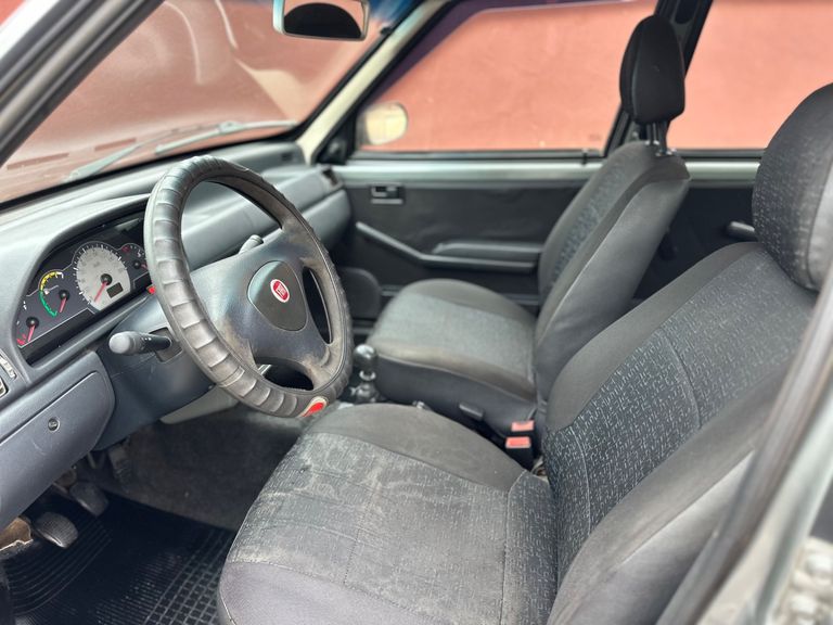 Fiat Uno Mille Celeb. WAY ECON. 1.0 F.Flex 4p