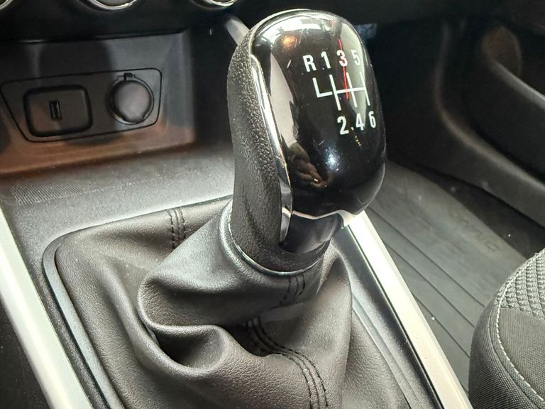 Chevrolet ONIX SEDAN Plus LT 1.0 12V TB Flex Mec.