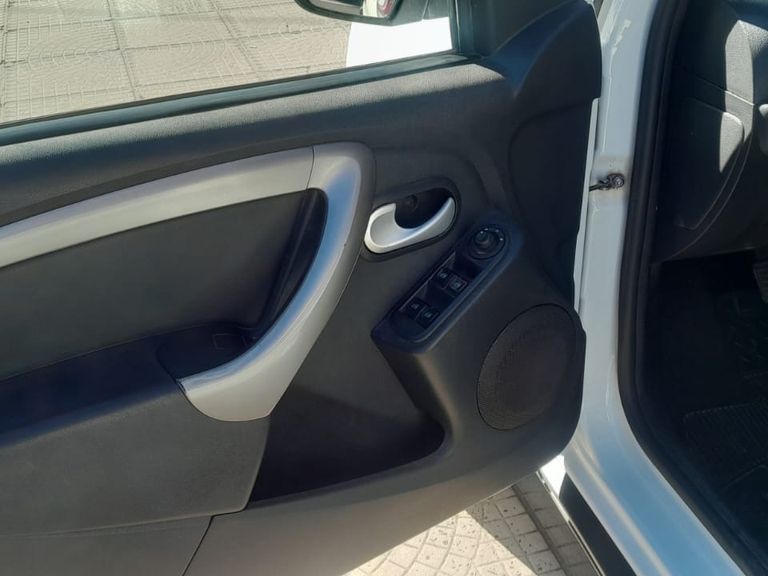 Renault DUSTER OROCH Expression 1.6 Flex 16V Mec