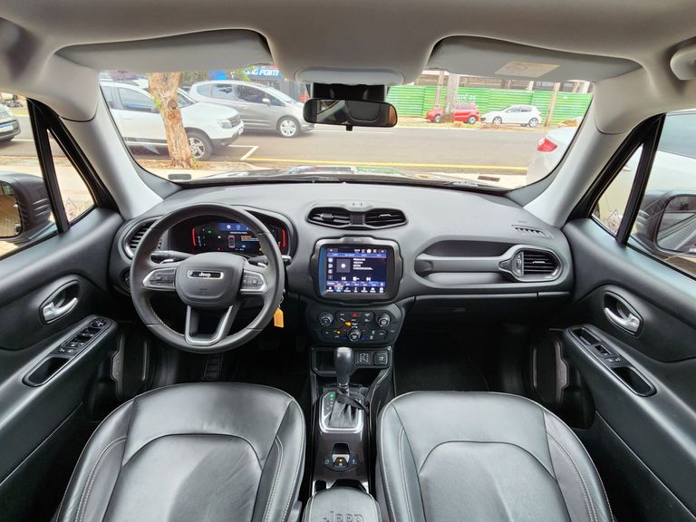 Jeep Renegade Long. T270 1.3 TB 4x2 Flex Aut.