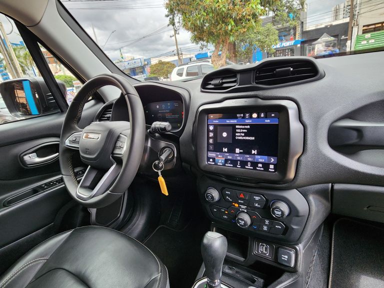 Jeep Renegade Long. T270 1.3 TB 4x2 Flex Aut.