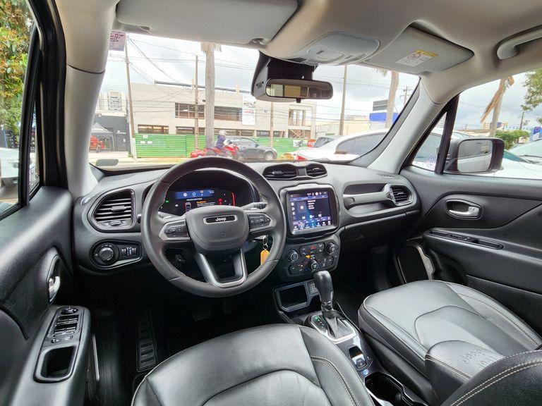 Jeep Renegade Long. T270 1.3 TB 4x2 Flex Aut.