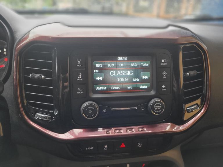 Fiat Toro Freedom 1.8 16V Flex Aut.