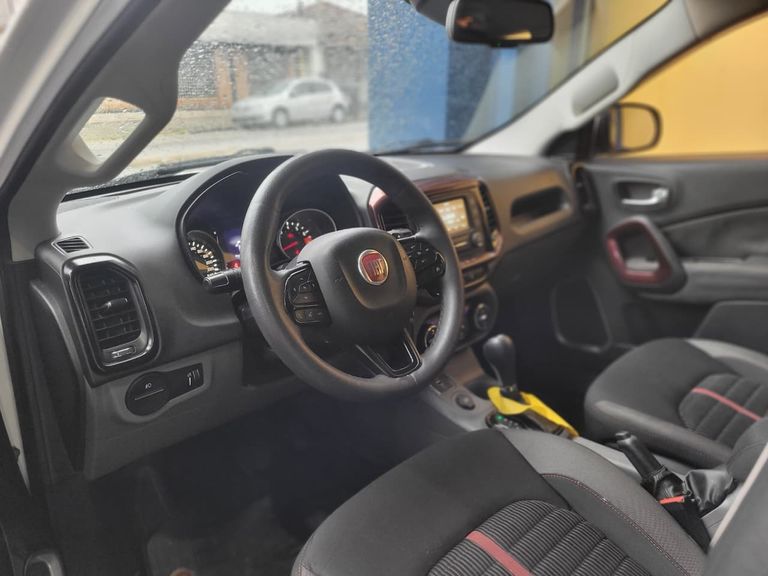 Fiat Toro Freedom 1.8 16V Flex Aut.