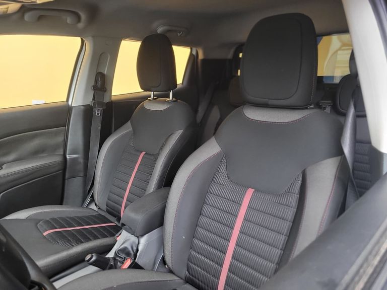 Fiat Toro Freedom 1.8 16V Flex Aut.