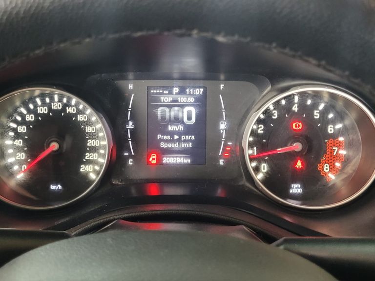 Fiat Toro Freedom 1.8 16V Flex Aut.