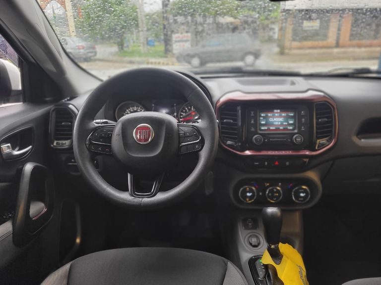 Fiat Toro Freedom 1.8 16V Flex Aut.