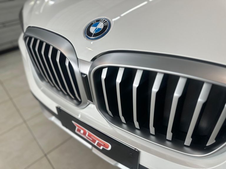 BMW X3 XDRIVE 30e X-Line Turbo Híbrido Aut.