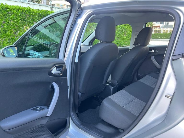 Peugeot 208 Active 1.2 Flex 12V 5p Mec.