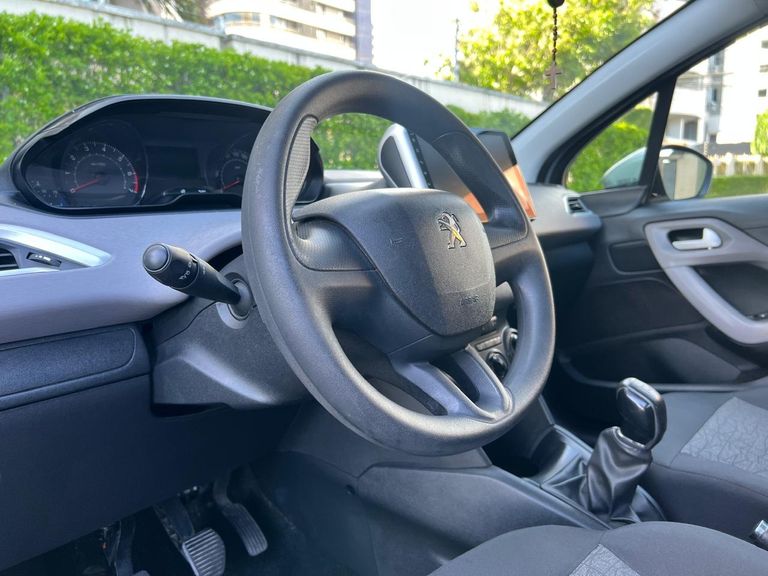 Peugeot 208 Active 1.2 Flex 12V 5p Mec.
