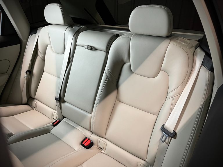 Volvo XC 60 T-8 Ultimate 2.0 AWD (Híbrido)