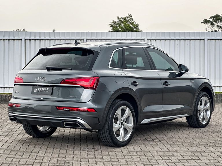 Audi Q5 S-Line 2.0 TFSI Quattro S-tronic