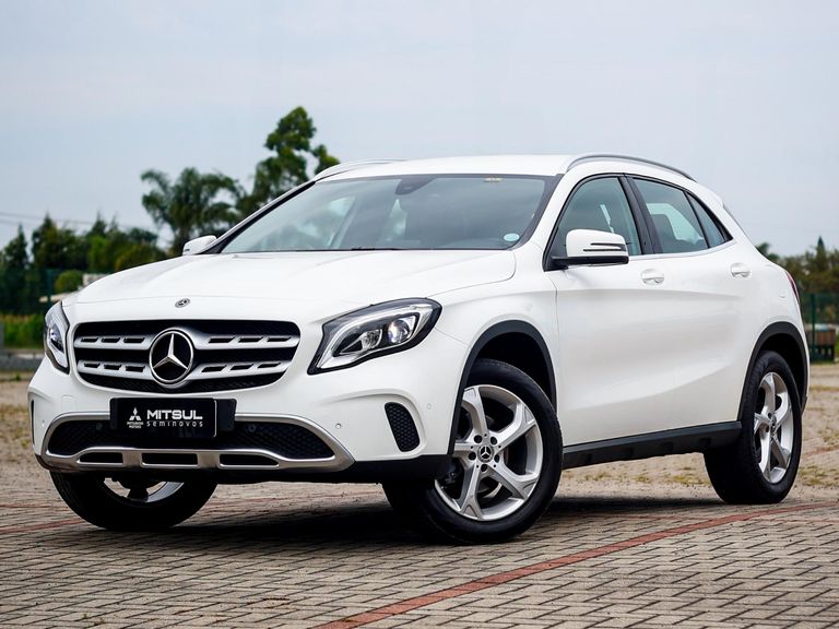 Mercedes GLA 200 Advance 1.6/1.6 TB 16V Flex Aut.