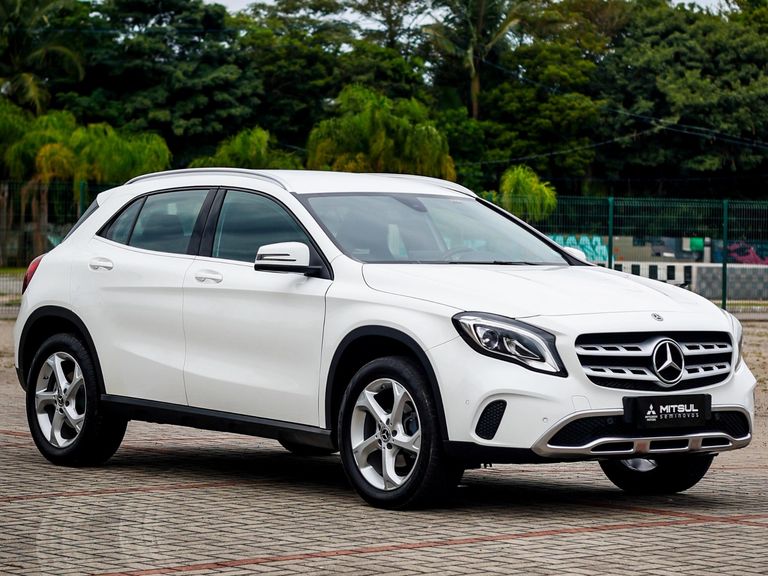 Mercedes GLA 200 Advance 1.6/1.6 TB 16V Flex Aut.