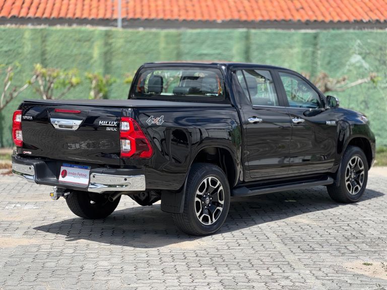 Toyota Hilux CD SRX 4x4 2.8 TDI 16V Diesel Aut.