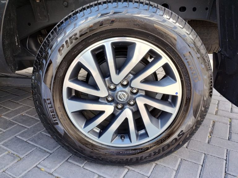 Nissan Frontier LE CD 4x4 2.3 Bi-TB Diesel Aut.