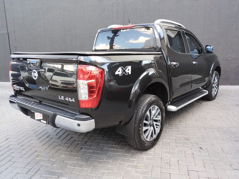 Nissan Frontier LE CD 4x4 2.3 Bi-TB Diesel Aut.