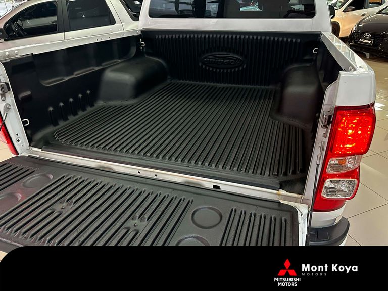 Chevrolet S10 Pick-Up LS 2.8 TDI 4x4 CD Dies. Mec.