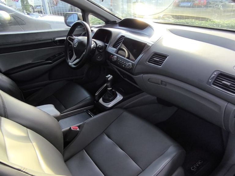 Honda Civic Sedan LXS 1.8/1.8 Flex 16V Mec. 4p