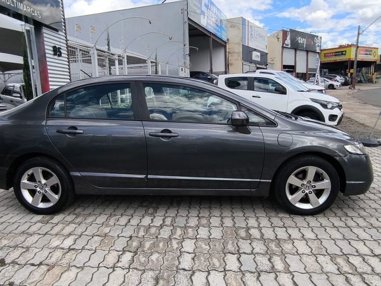 Honda Civic Sedan LXS 1.8/1.8 Flex 16V Mec. 4p
