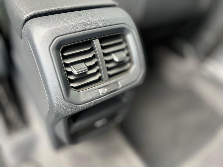 VolksWagen TAOS Highline 1.4 250 TSI Flex Aut.