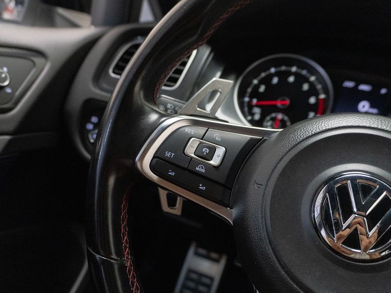 VolksWagen Golf GTi 2.0 TSI 220cv Aut.