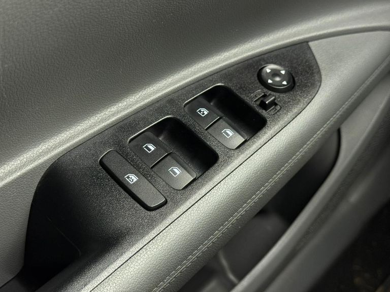 Hyundai HB20S Comfort Plus 1.0 Flex 12V Mec.