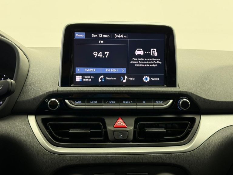 Hyundai HB20S Comfort Plus 1.0 Flex 12V Mec.