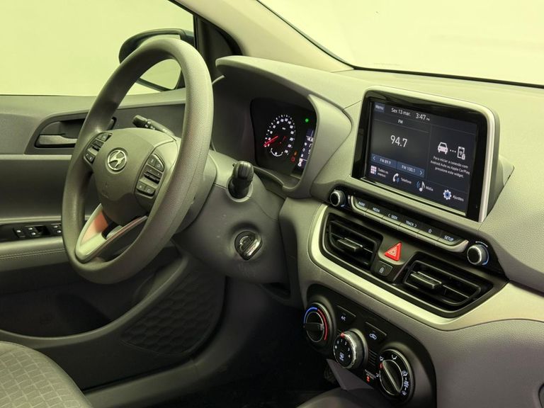 Hyundai HB20S Comfort Plus 1.0 Flex 12V Mec.