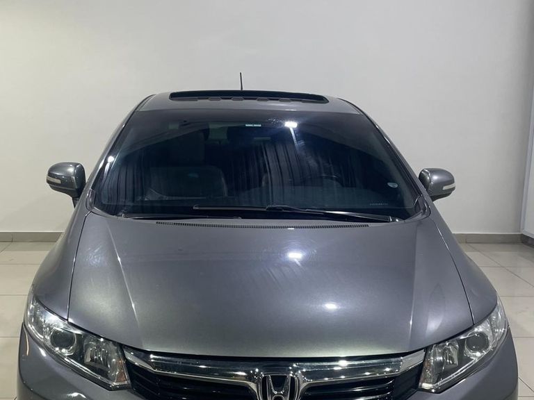Honda Civic Sedan EXS 1.8/1.8 Flex 16V Aut. 4p