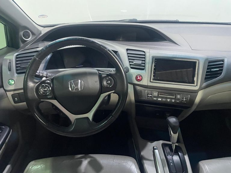 Honda Civic Sedan EXS 1.8/1.8 Flex 16V Aut. 4p