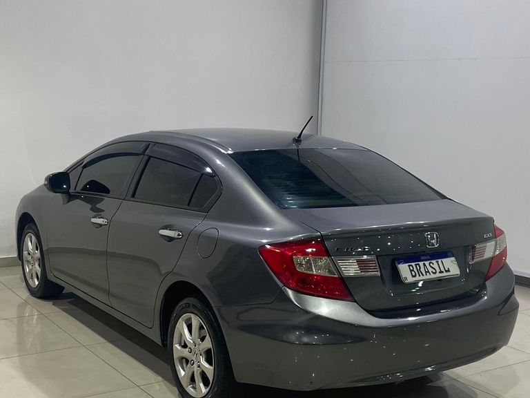 Honda Civic Sedan EXS 1.8/1.8 Flex 16V Aut. 4p