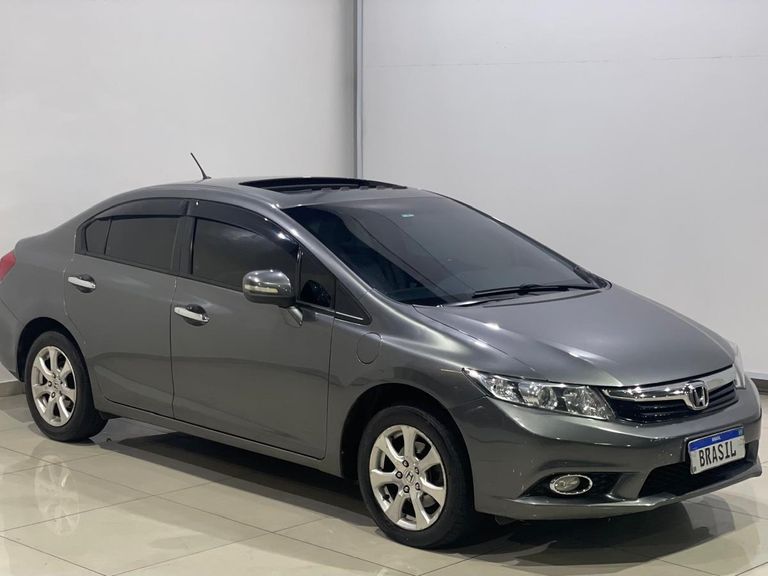 Honda Civic Sedan EXS 1.8/1.8 Flex 16V Aut. 4p