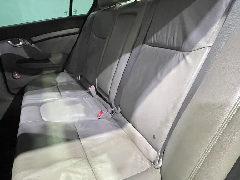 Honda Civic Sedan EXS 1.8/1.8 Flex 16V Aut. 4p