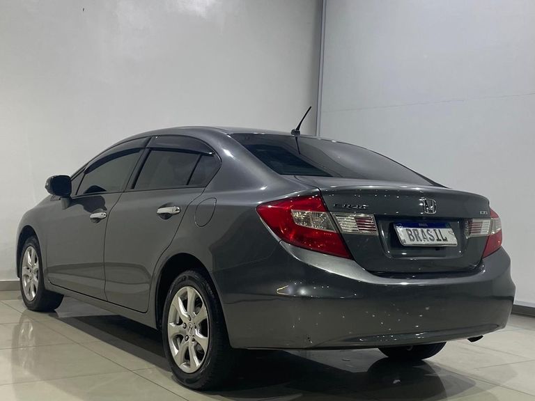 Honda Civic Sedan EXS 1.8/1.8 Flex 16V Aut. 4p
