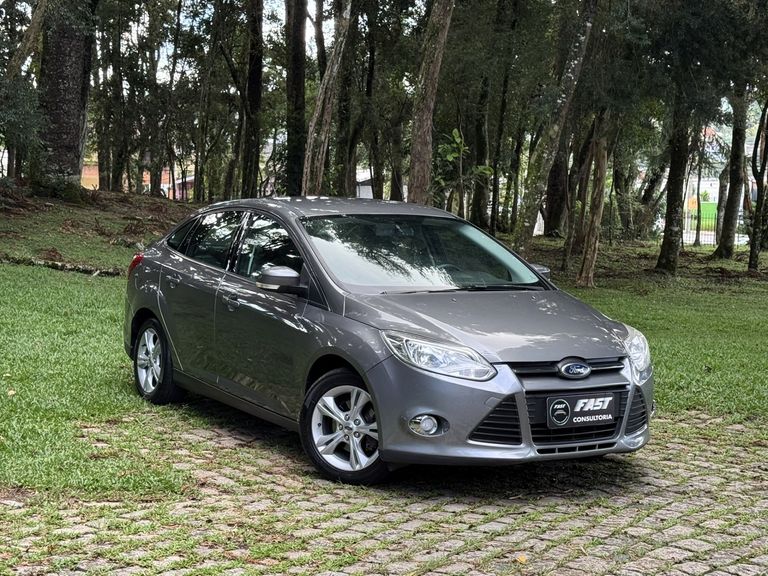 Ford Focus 2.0 16V/SE/SE Plus Flex 5p Aut.