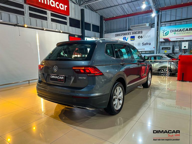 VolksWagen TIGUAN Allspac Comf 250 TSI 1.4 Flex