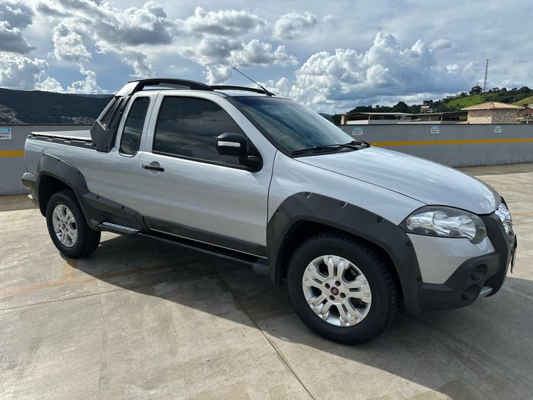 Fiat Strada Adventure 1.8/ 1.8 LOCKER Flex CE
