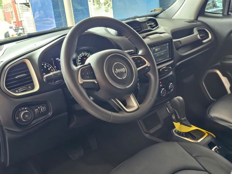 Jeep Renegade STD 1.8 4x2 Flex 16v Aut.