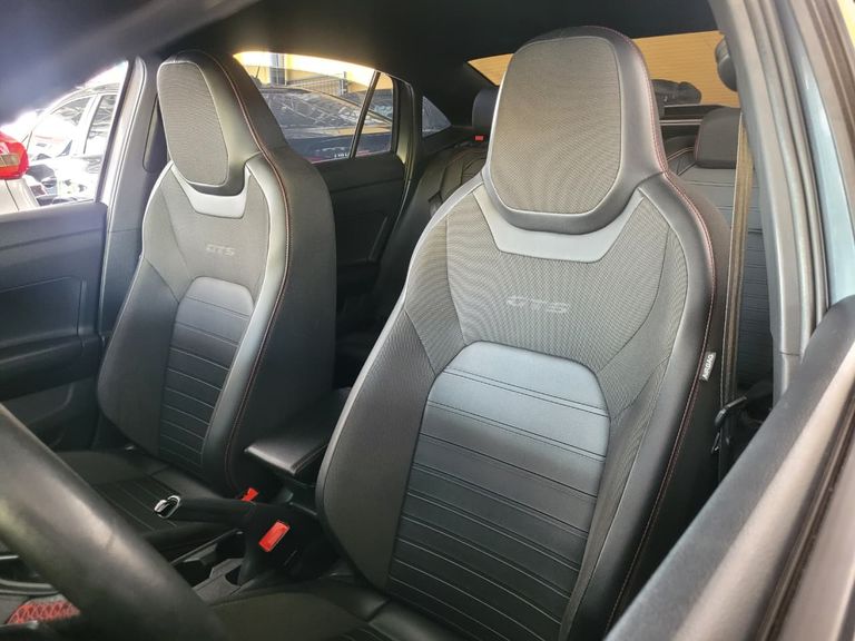 VolksWagen VIRTUS GTS 1.4 TSI 16V Flex 4p