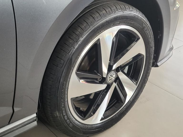 VolksWagen VIRTUS GTS 1.4 TSI 16V Flex 4p