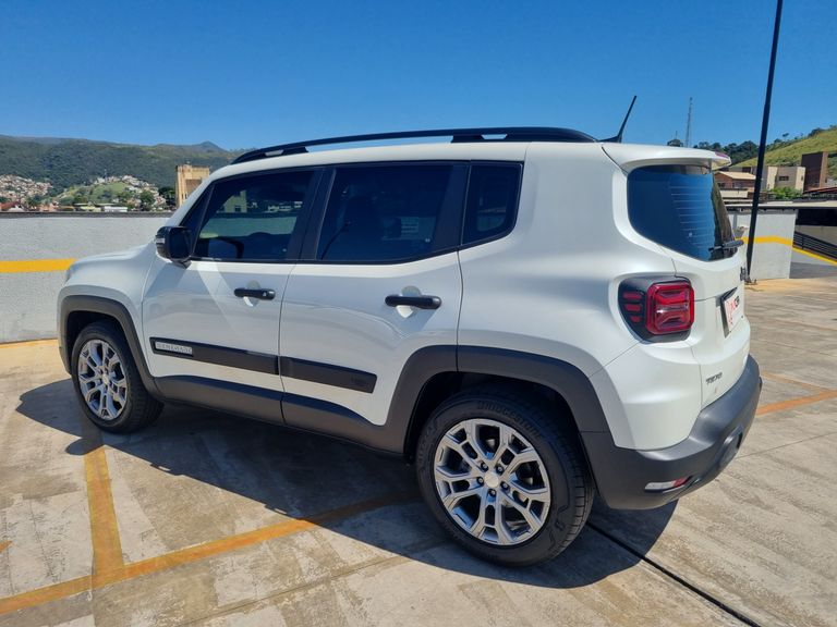 Jeep Renegade Sport T270 1.3 TB 4x2 Flex Aut.