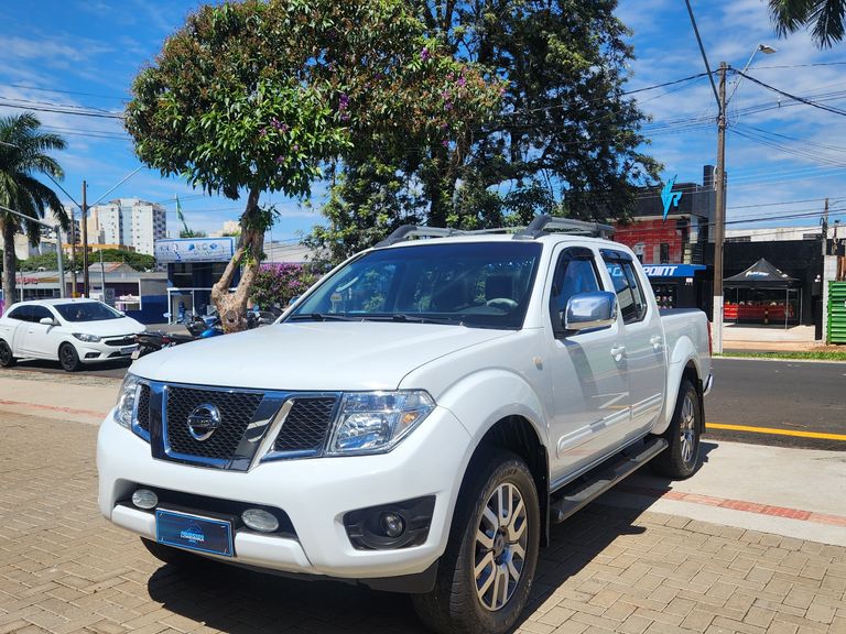 Nissan Frontier SL CD 4x4 2.5TB Diesel Aut